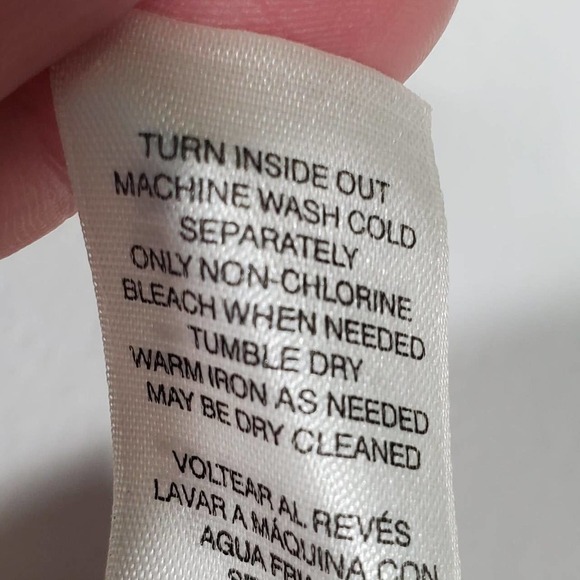 Chico's Platinum Crop Straight Leg Jeans Light Wash Blue Size .5 / Small - Picture 10 of 13